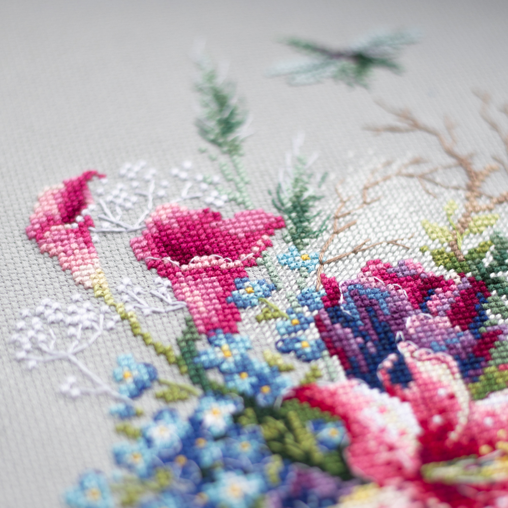 MAGIC NEEDLE 210-301"Poppy and Cotton"