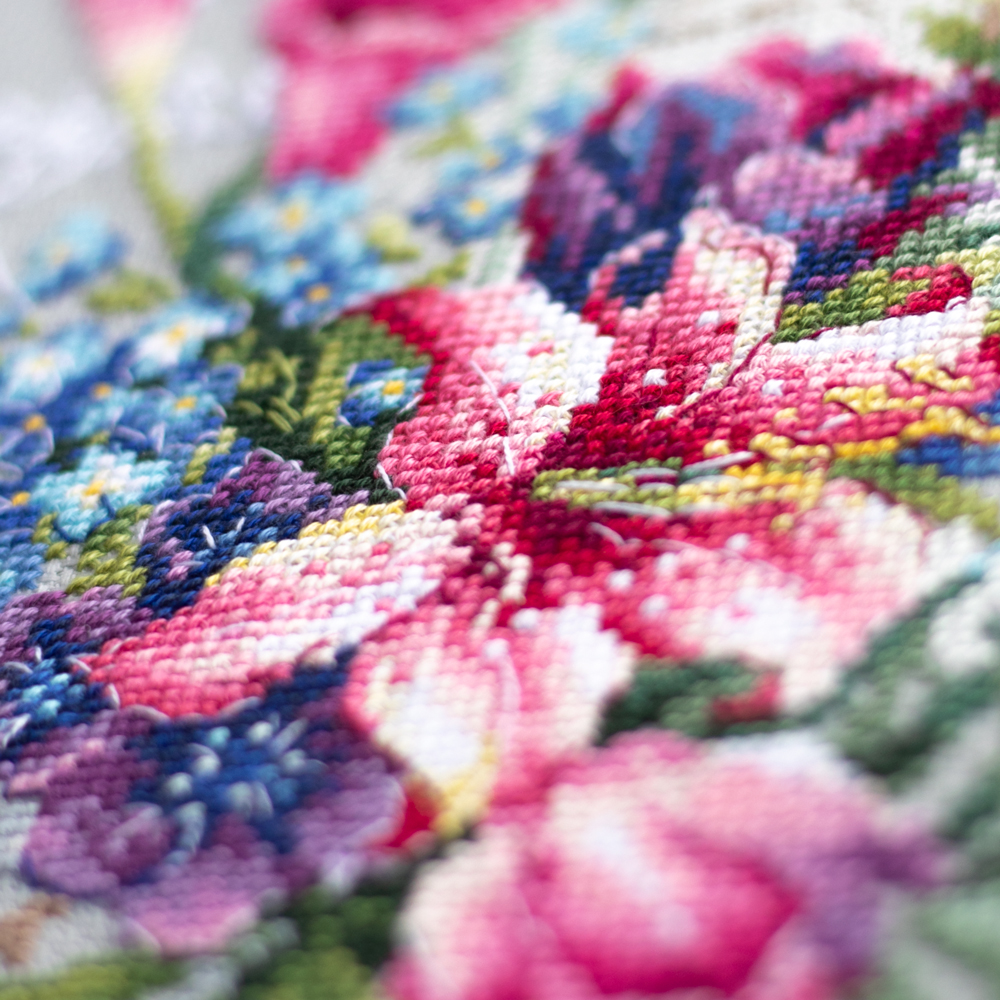MAGIC NEEDLE 210-301"Poppy and Cotton"