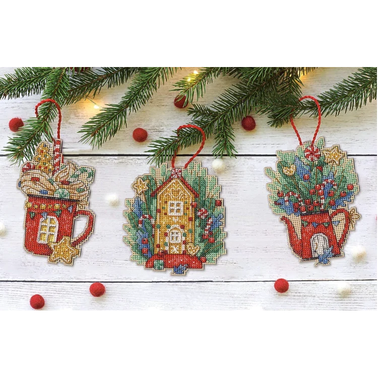 DIMENSIONS Kit on perforated paper Sweet Christmas ornaments