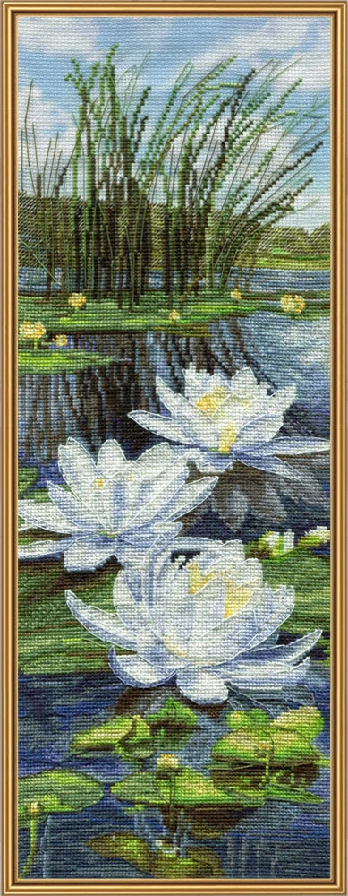 NOVA SLOBODA White lilies
