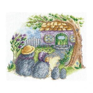 ANDRIANA Housewarming. Hedgehogs 