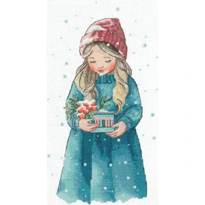 ANDRIANA Winter Girl