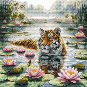 AVA STITCH Tiger Among Water Lilies P121