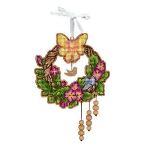 M.P.STUDIA Cross-stitch on wooden base Easter wreath O-121