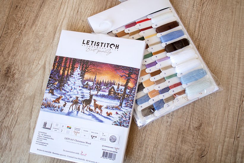 LETISTITCH Christmas Wood