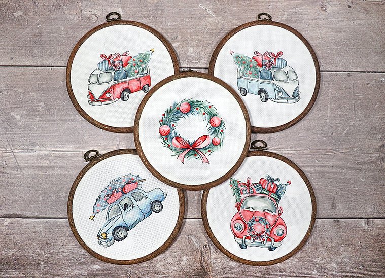 LETISTITCH Christmas Retro Cars -Kit of 5