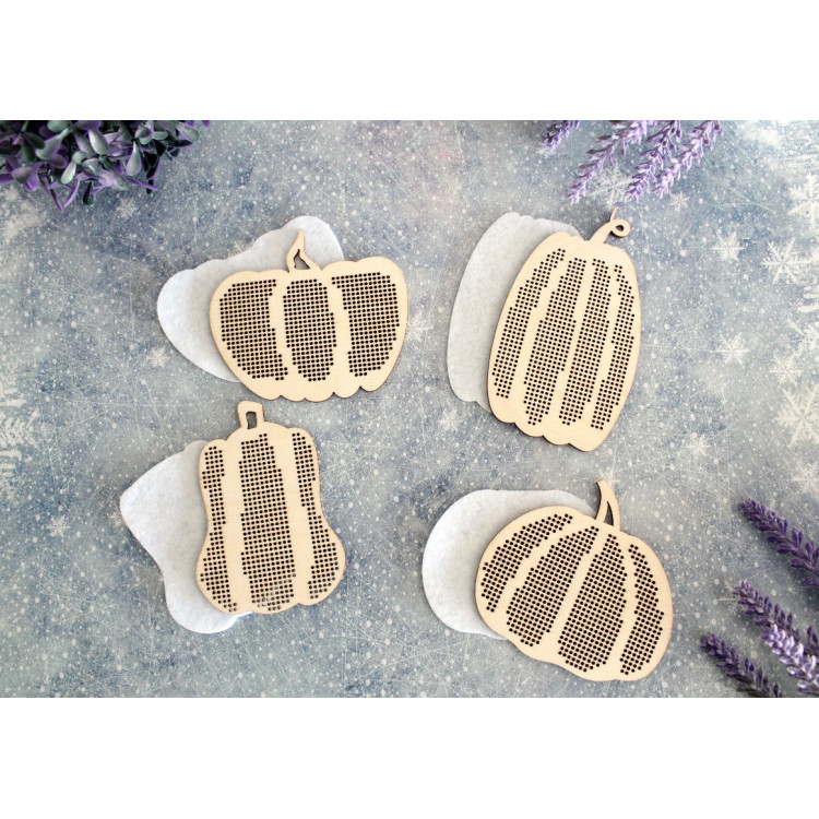M.P.STUDIA EMBROIDERY BLANKS PUMPKINS 