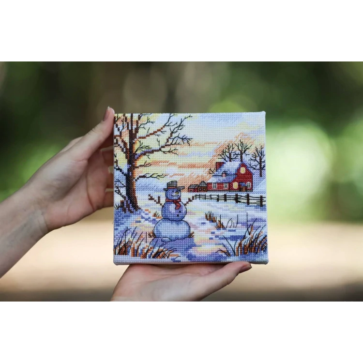 GOLDEN FLEECE Snowman M-026