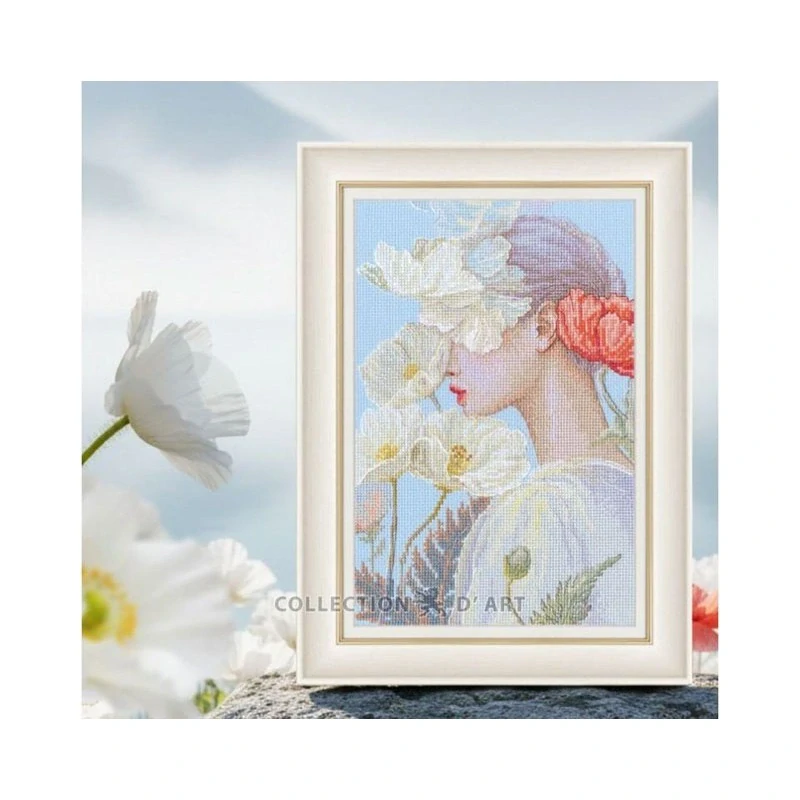 RTO Lady with Flower M1094