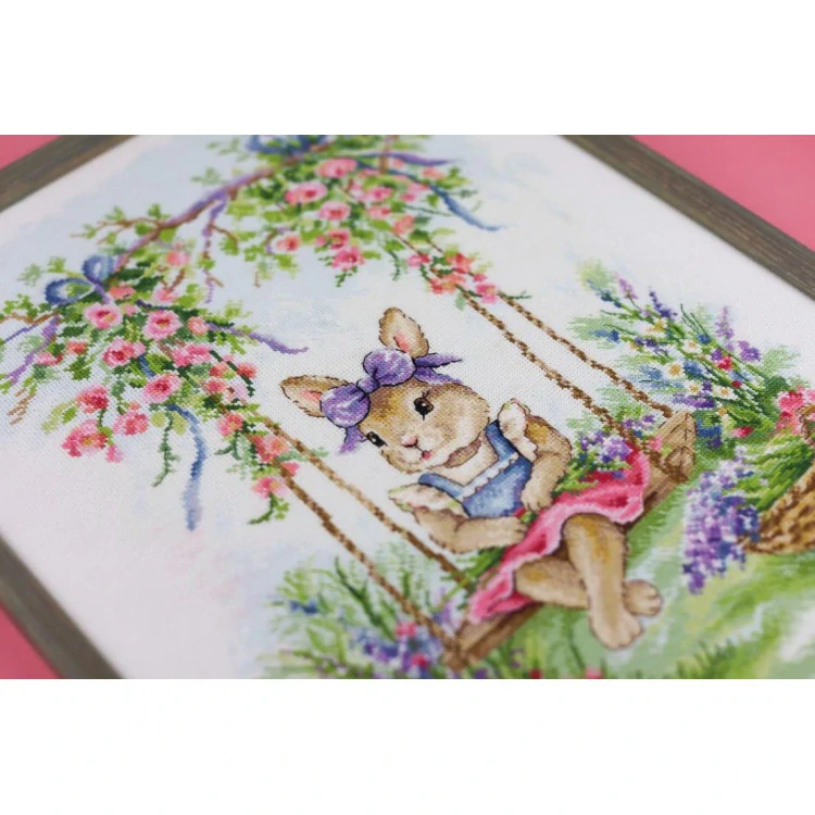 GOLDEN FLEECE Bunny on a swing VK-088