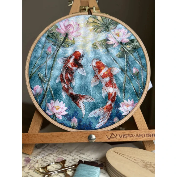 ANDRIANA Carps and lotuses K-73