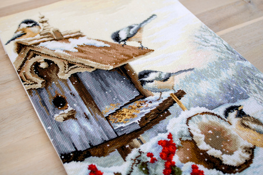 LUCA-S BIRD HOUSE