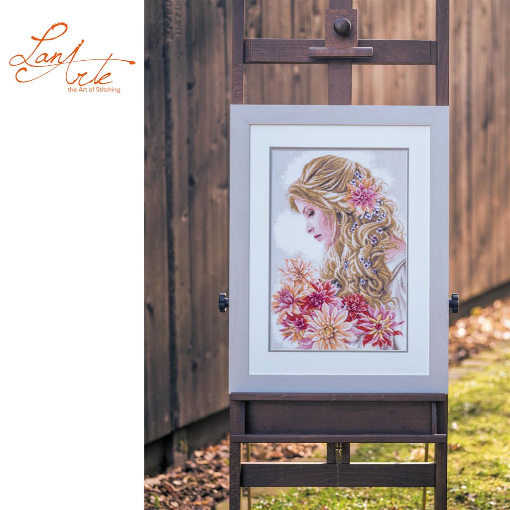 LANARTE LADY DAHLIA 