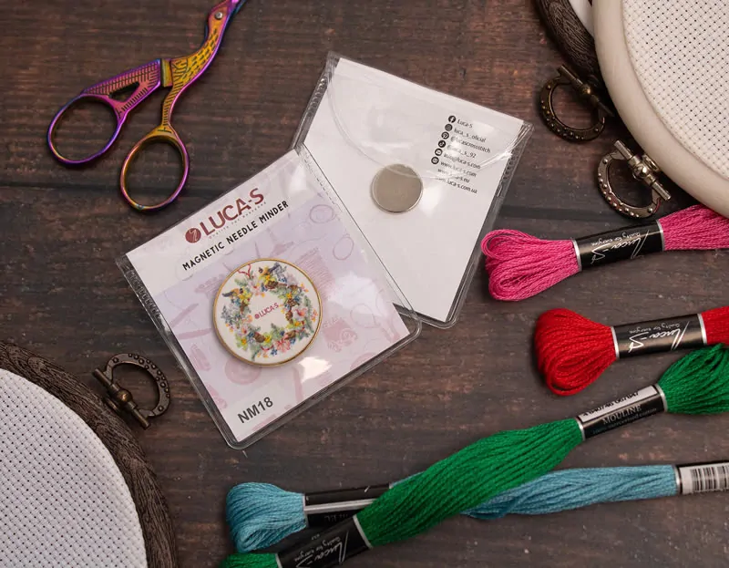 LUCA-S MAGNETIC NEEDLE MINDER NM18-DECEMBER
