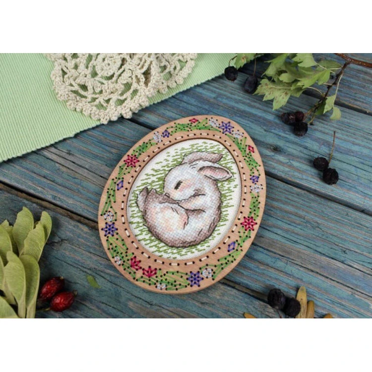 M.P.STUDIA Cross-stich on wooden base Miniature. Sleeping bunny