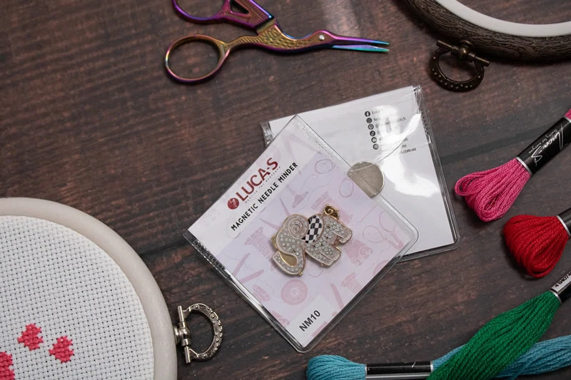 LUCA-S MAGNETIC NEEDLE MINDER-NM10-ELEPHANT