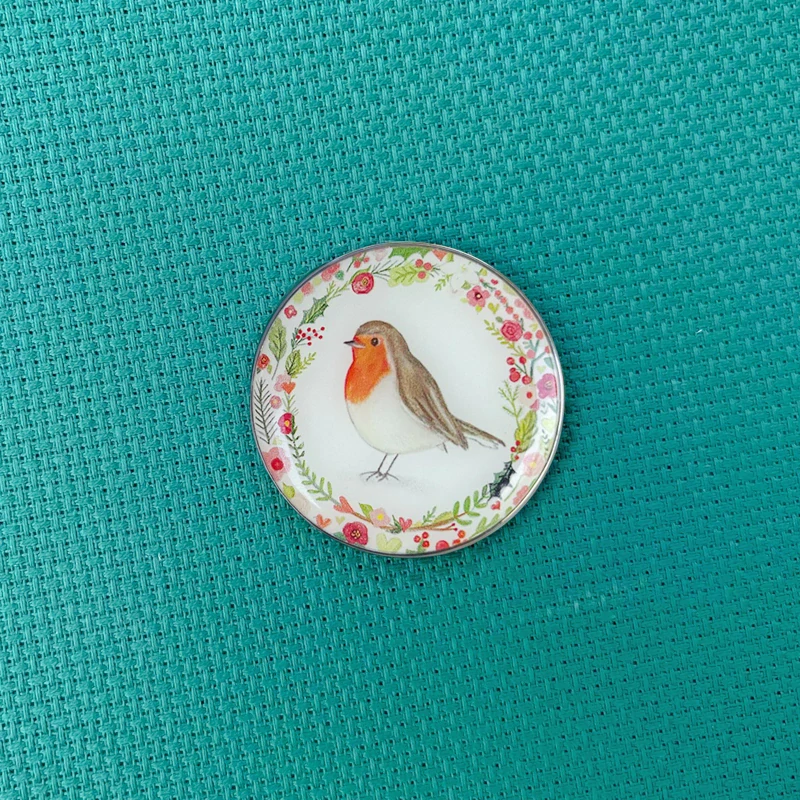 BOTHY THREADS MAGNETIC NEEDLE MINDER Love Lucy Illustrations - Loved Ones Are Near