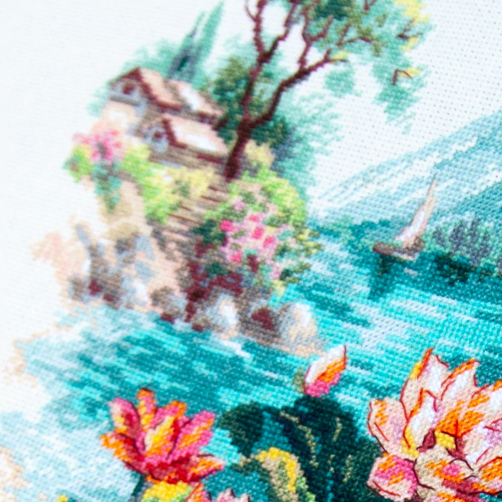 MAGIC NEEDLE 70-01 "Blooming Lotuses"