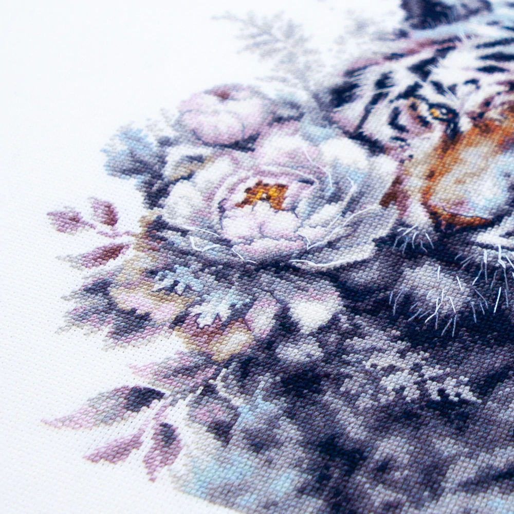 MAGIC NEEDLE 70-14 "The White Tiger"