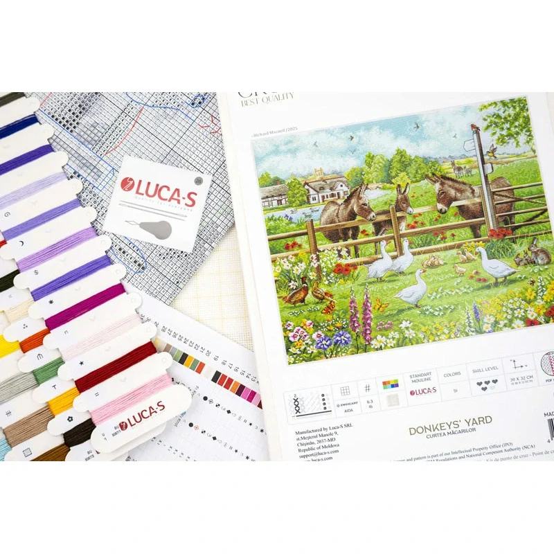 LUCA-S Donkeys' Yard BU5087