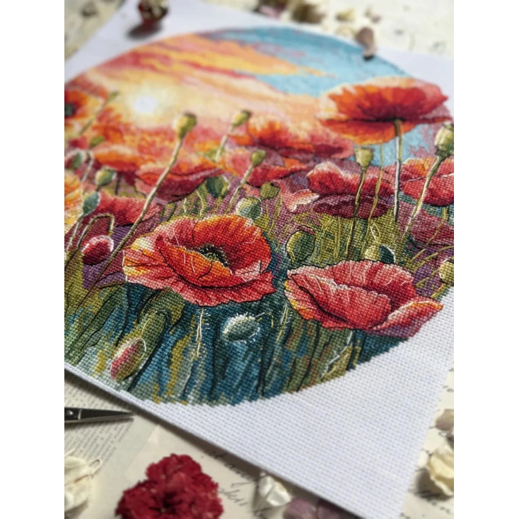 ANDRIANA Sun in poppies S-85