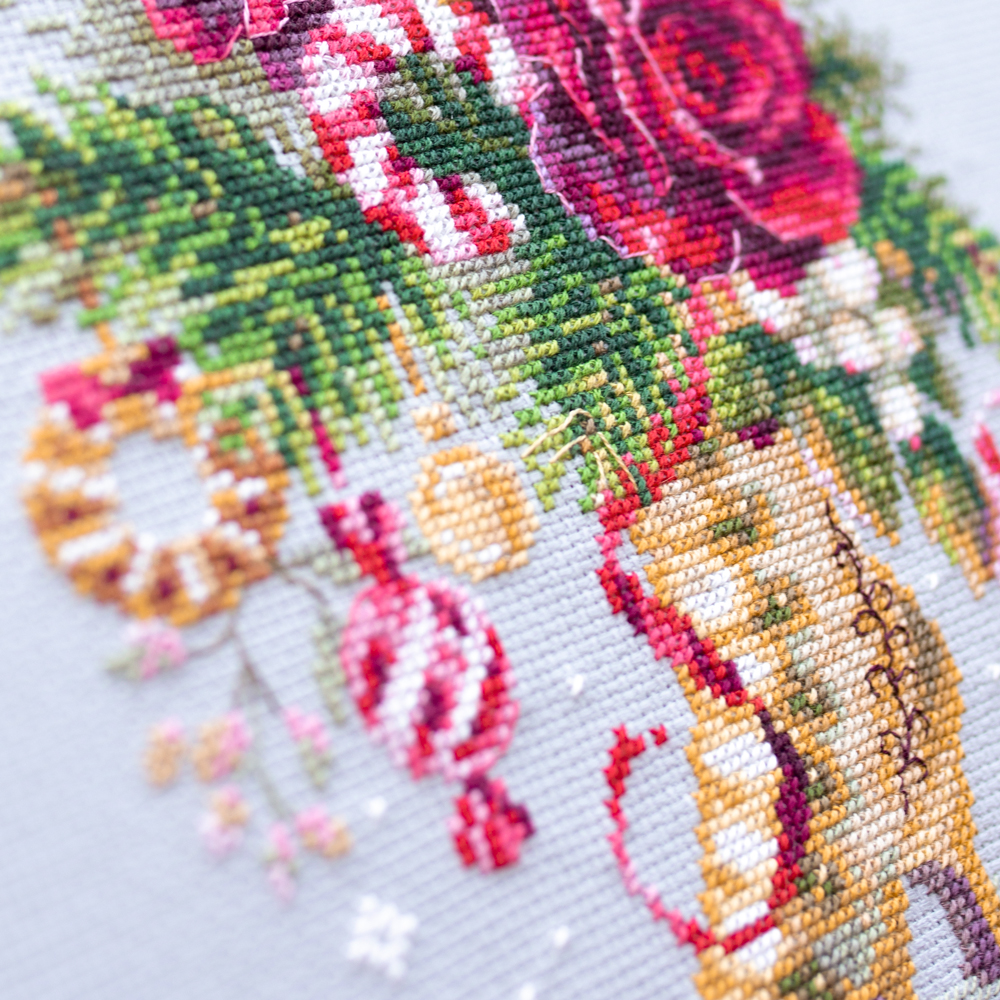 MAGIC NEEDLE 100-270 "Christmas Surprise"
