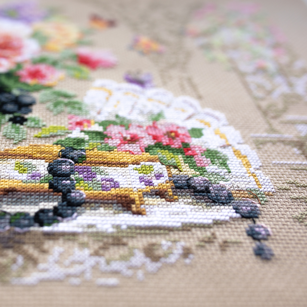 MAGIC NEEDLE 210-205 "Flirty Time"