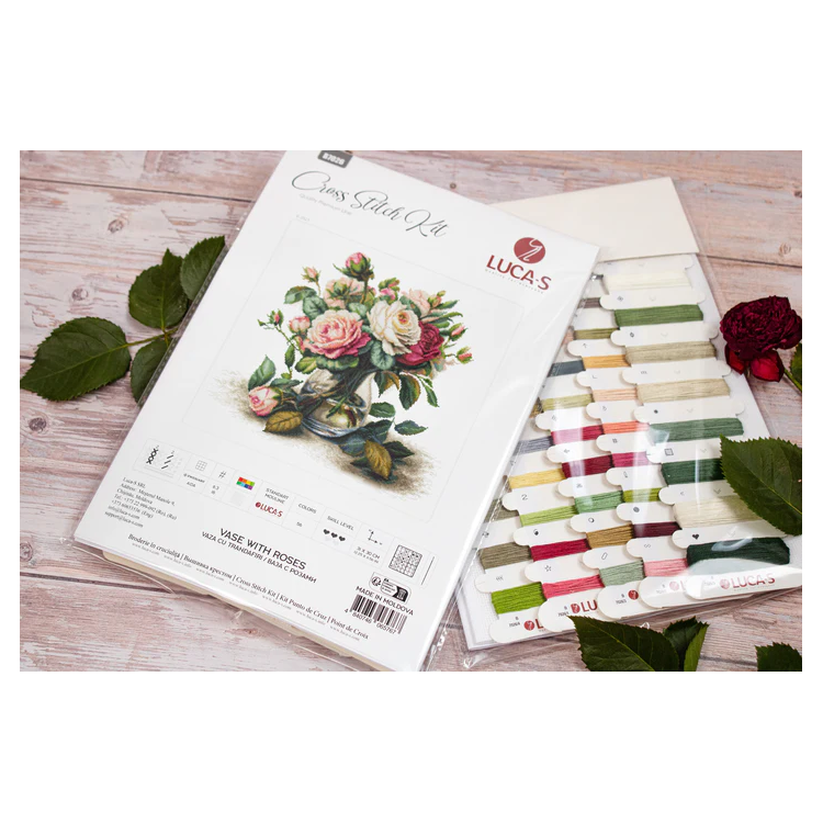 LUCA-S VASE WITH ROSES 