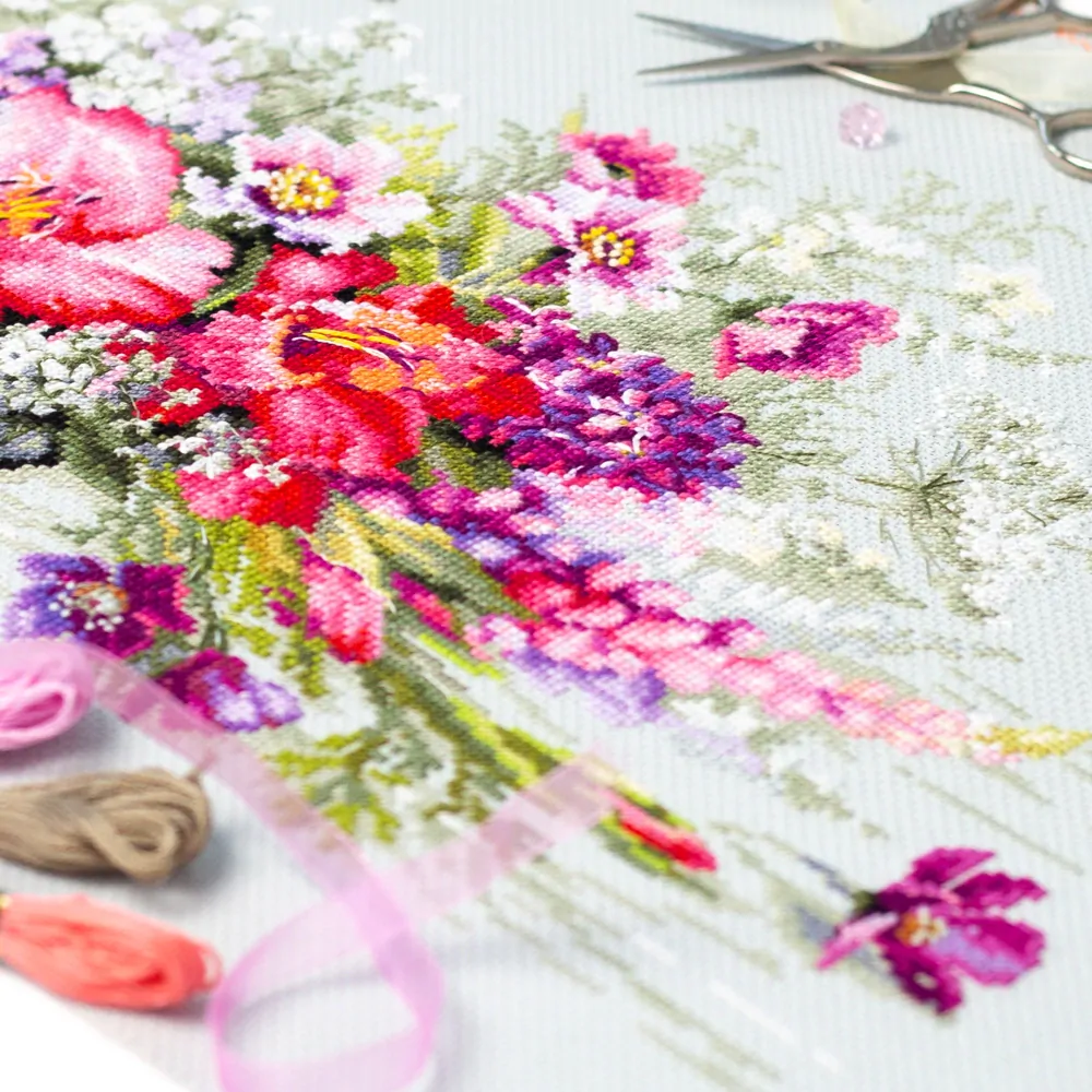 MAGIC NEEDLE 510-228 "Country Bouquet"