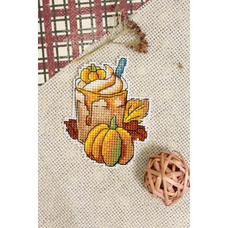 M.P.STUDIA PUMPKIN PLATTER. MAGNETS