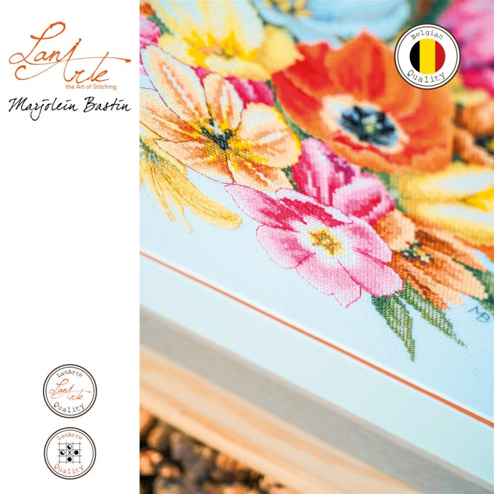 LANARTE Cover me in tulips 