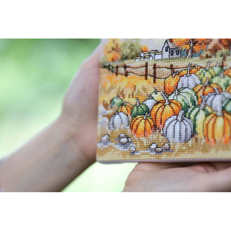 GOLDEN FLEECE Pumpkin Harvest M-031