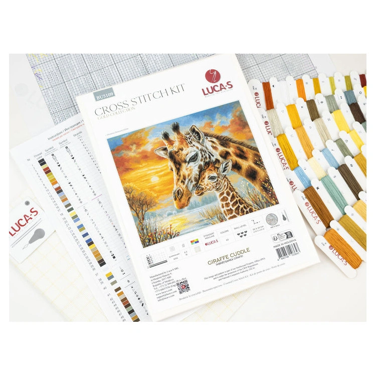 LUCA-S Giraffe Cuddle BU5109