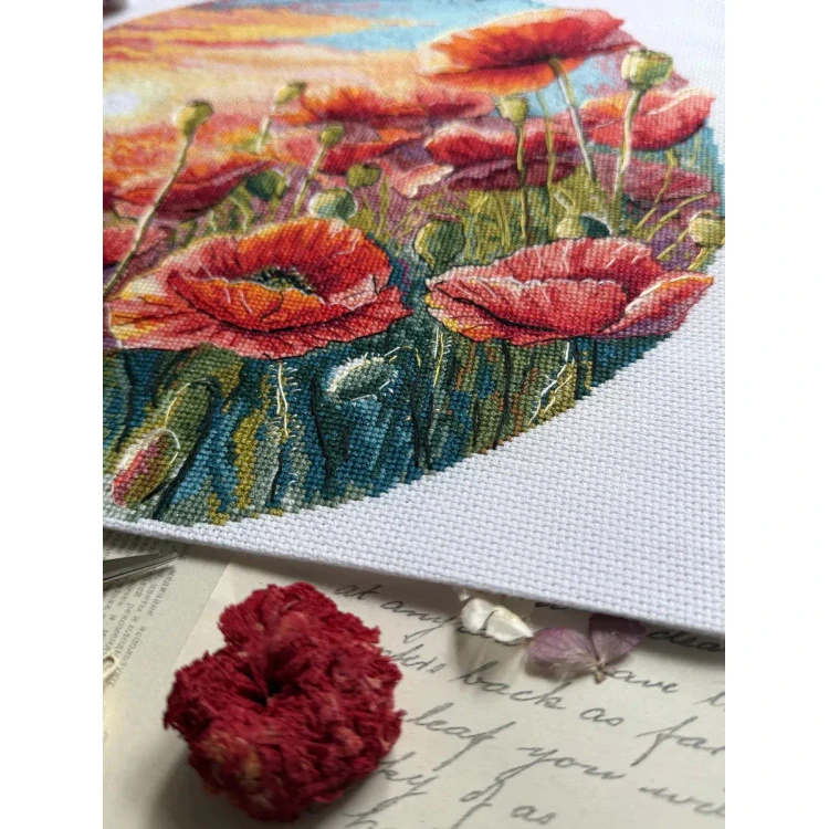 ANDRIANA Sun in poppies S-85