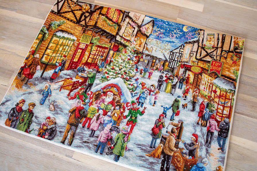 LETISTITCH Christmas Eve