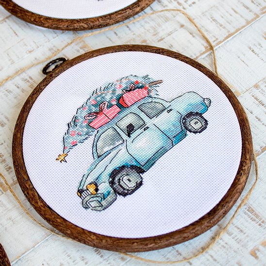 LETISTITCH Christmas Retro Cars -Kit of 5
