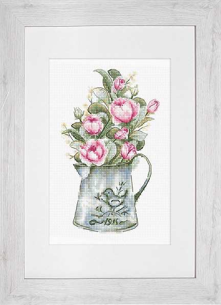LUCA-S BOUQUET WITH ROSES