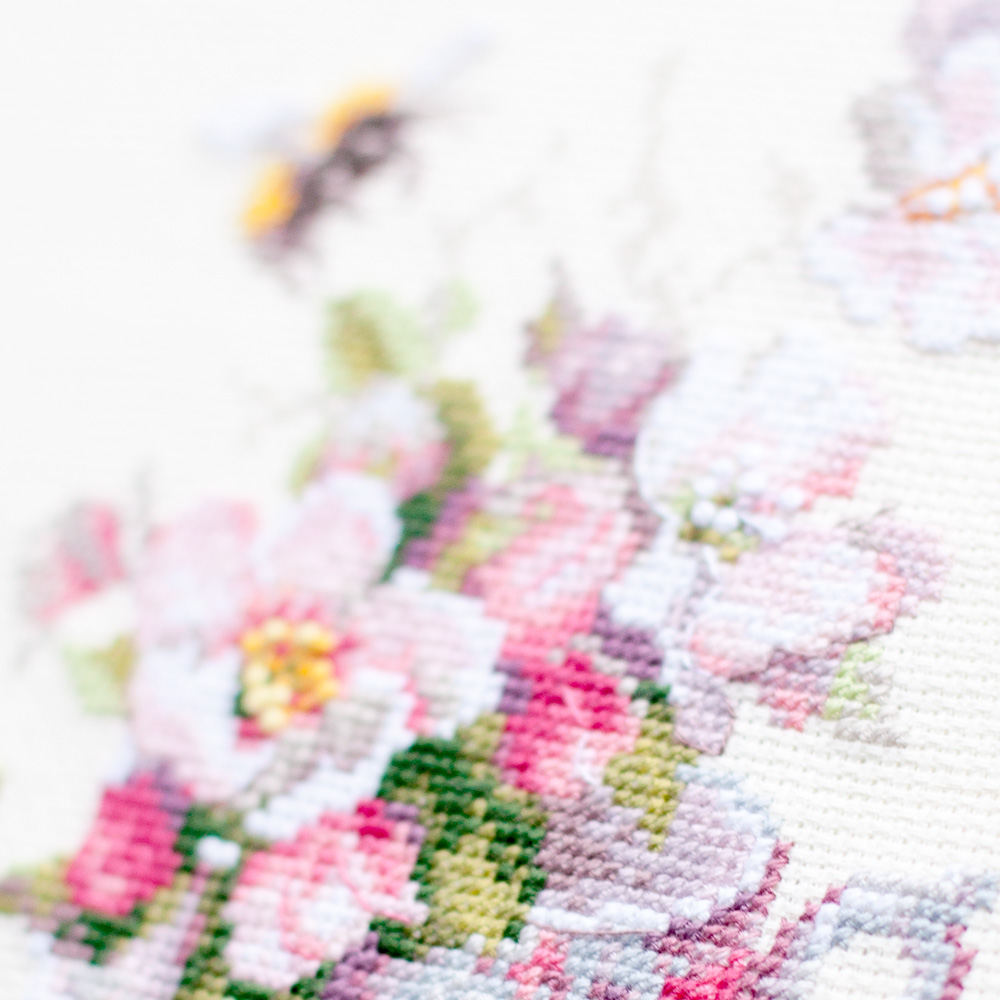 MAGIC NEEDLE 120-041 "Cup and Apple Blossom"