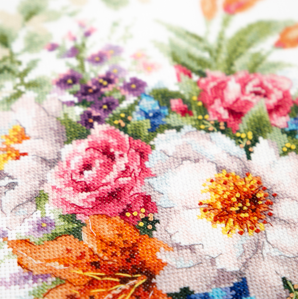 MAGIC NEEDLE 210-313"Gentle Flowers"