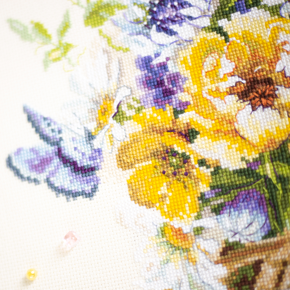 MAGIC NEEDLE 210-502"Summer Basket"
