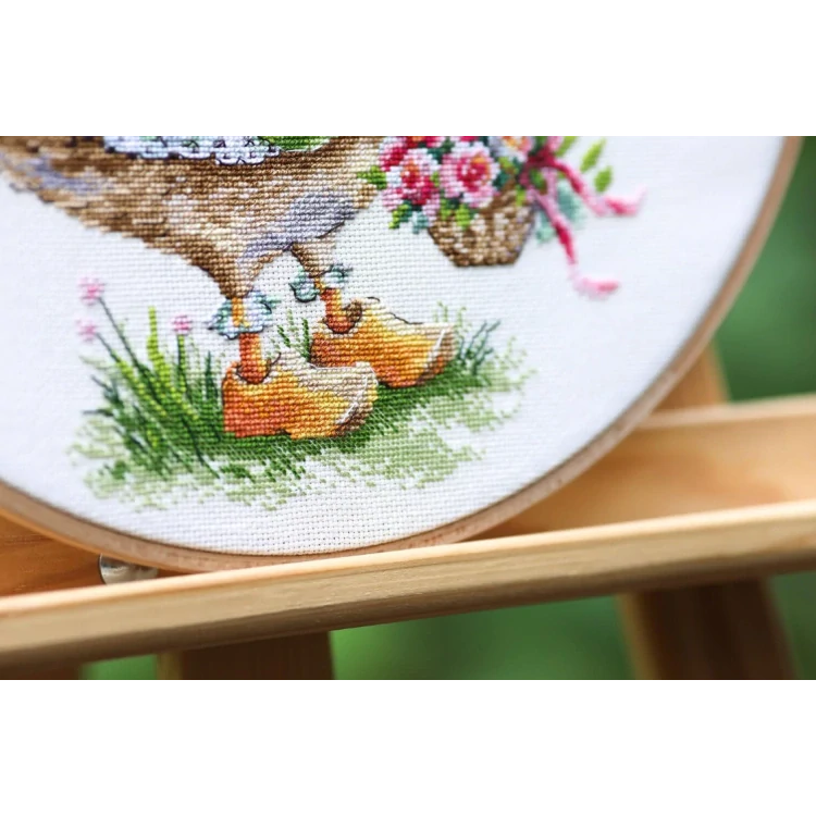 GOLDEN FLEECE Stylish Duck 
