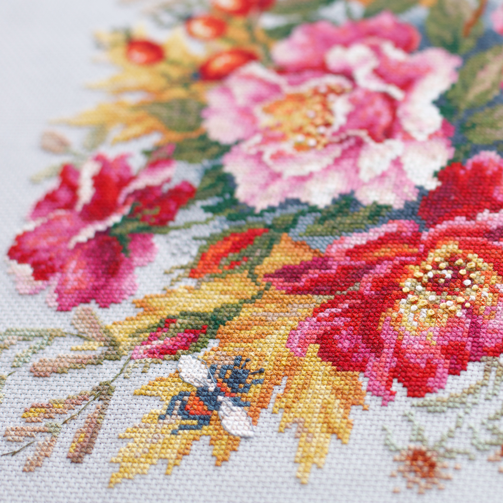 MAGIC NEEDLE 140-002 "Flower Magic. Dogrose"