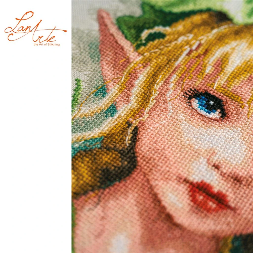 LANARTE Lily Crowned Fairy PN-0221118