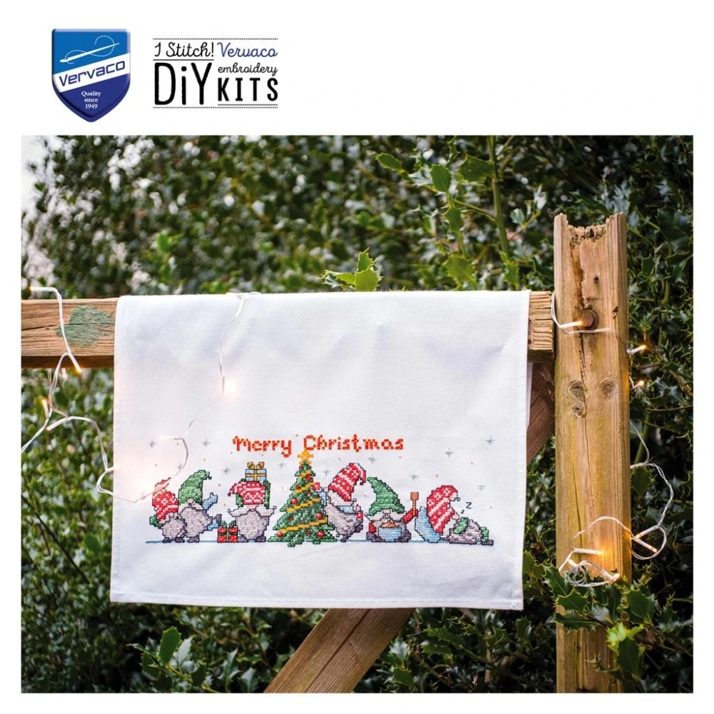 VERVACO Towel kit Gnomes with Christmas tree PN-0216917