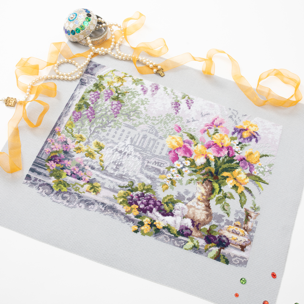 MAGIC NEEDLE 210-206 "White Night Romance"